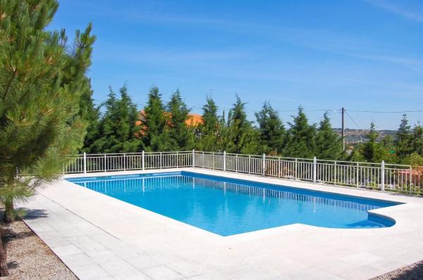 Spacious house with mountain view in Vila Fernando, Забронировать Дом для отпуска Vila Fernando Центральный регион