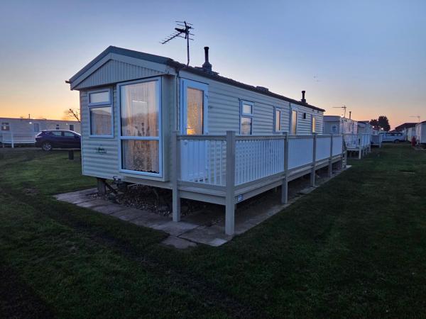Esmeralda's Caravan Hire Mablethorpe, Забронировать Комплекс для отдыха Мейблторп Линкольншир