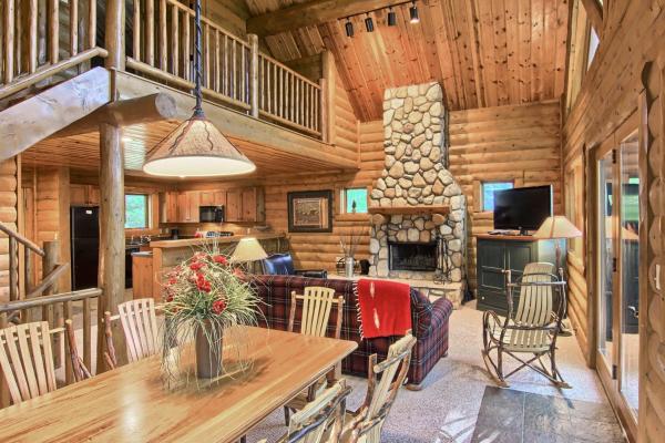 823 Mountain Cabin, 预订 度假屋 博因福尔斯 密歇根州