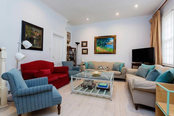 Veeve - A Kensington Mews