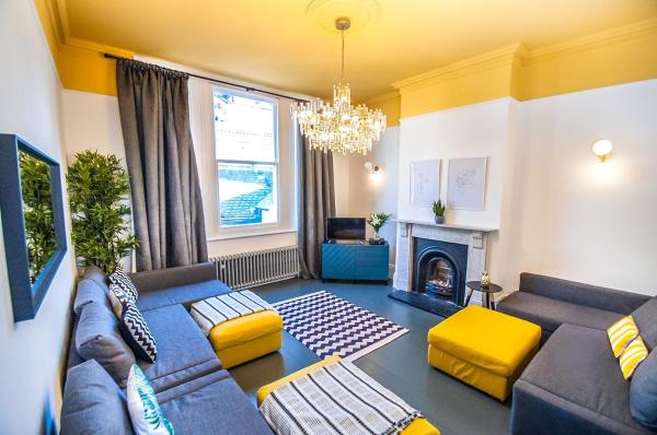 Number Twenty Four Townhouse - Sleeps 22, Забронировать Дом для отпуска Виллы Исторического графства Суссекса, Вилла