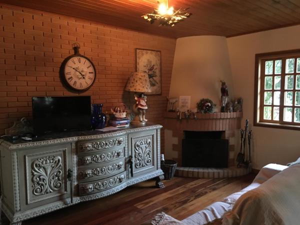 Casa em Campos do Jordão, Забронировать Дом для отпуска Кампус-ду-Жордан Mantiqueira Mountains, рядом с Слоновий Холм