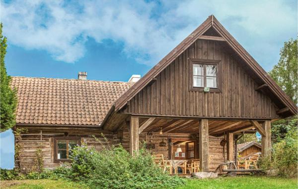 Four-Bedroom Holiday Home In Milakowo, Забронировать Дом для отпуска Милаково Варминьско-Мазурское воеводство