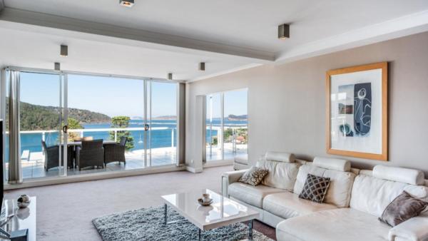 Penthouse 707 - 4 Bedroom Oceanview Penthouse