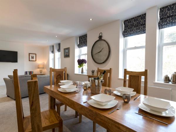 A Stone's Throw, Забронировать Дом для отпуска Уитби North York Moors