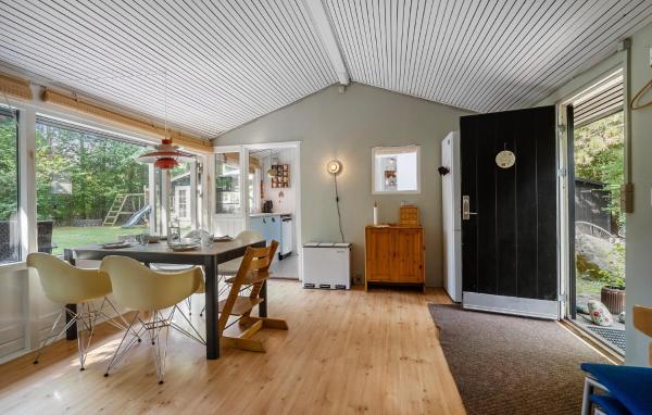 Three-Bedroom Holiday Home In Vig