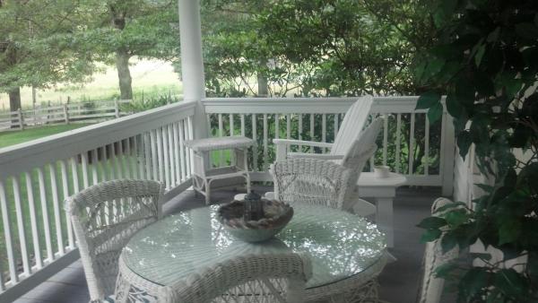 Buffalo Tavern Bed & Breakfast