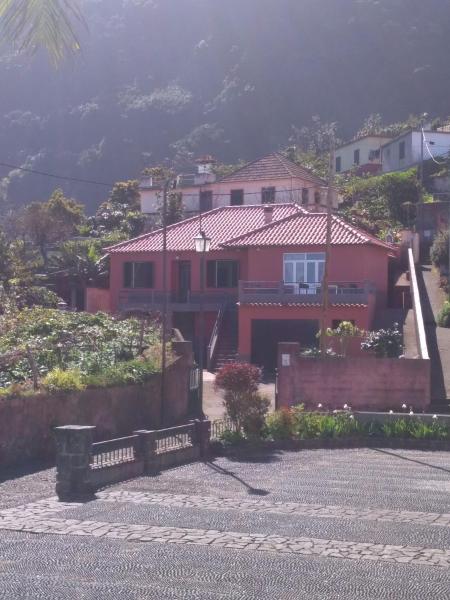 Casa reizinho, Забронировать Дом для отпуска Коттеджи Сантана, Коттедж