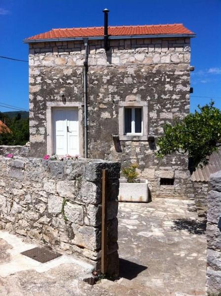 Holiday house with a parking space Lumbarda, Korcula - 15165, Забронировать Дом для отпуска Виллы Корчулы, Вилла