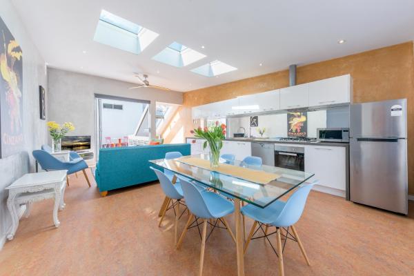 Chic East Sydney Pad, Забронировать Дом для отпуска Дарлингхерст 