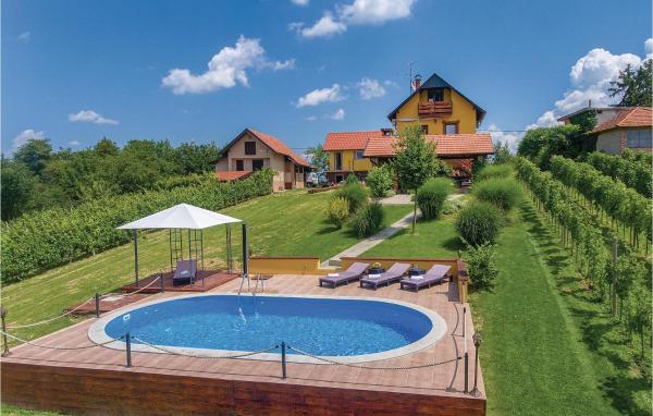 Lovely Home In Varazdinske Toplice, Забронировать Дом для отпуска Коттеджи Croatian Zagorje, Коттедж
