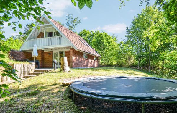 Three-Bedroom Holiday Home In Glesborg, Забронировать Дом для отпуска Глесборг Центральная Ютландия