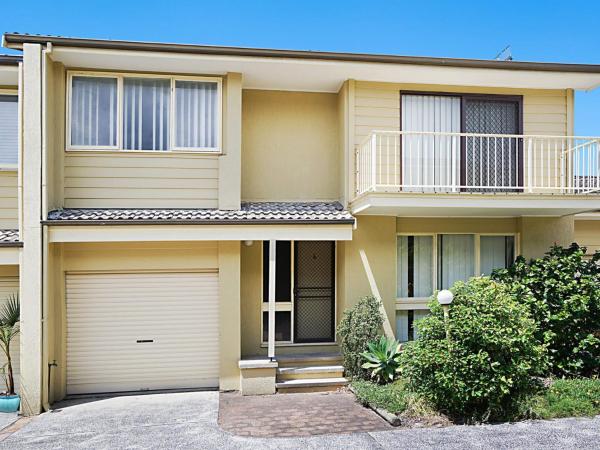 Toowoon Bay Townhouse
