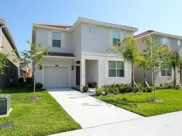 2960 Buccaneer Palm Road