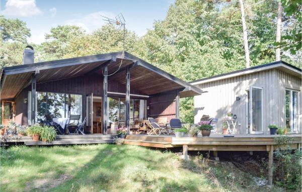 Four-Bedroom Holiday Home In Ahus, Забронировать Дом для отпуска Охус лен Сконе
