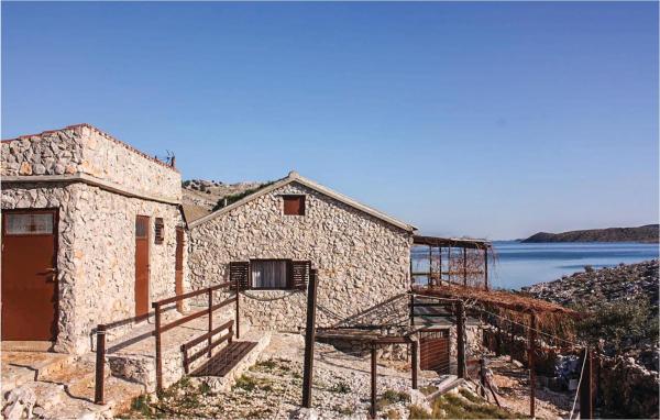 Four-Bedroom Holiday Home In Kornati, Забронировать Дом для отпуска Vrulje Šibenik Islands