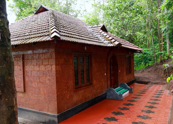 Green Garden Jasmin Cottage, Забронировать Дом для отпуска Коттеджи штата Кералы, Коттедж