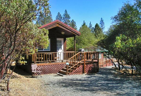 Lake of the Springs Camping Resort Cabin 1, Забронировать Комплекс для отдыха Орегон-Хаус Калифорния