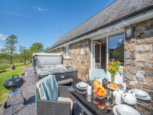 Robin Cottage, Забронировать Дом для отпуска Лландейло Brecon Beacons