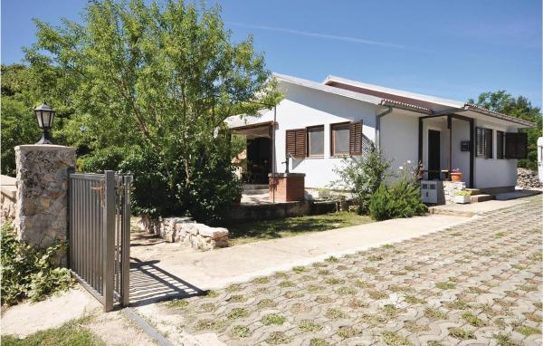 Holiday Home Jezera Put Svroka, Забронировать Апартаменты/квартира Езера 