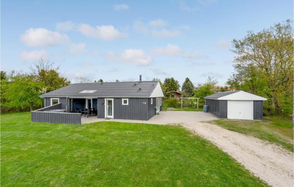 Holiday Home Illeris Xi, Забронировать Дом для отпуска Хвалпсунд 