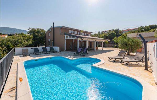 Gorgeous Home In Rovanjska