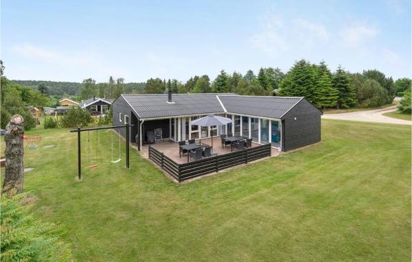 Stunning Home In Ebeltoft With Kitchen, Забронировать Дом для отпуска Эбельтофт Центральная Ютландия