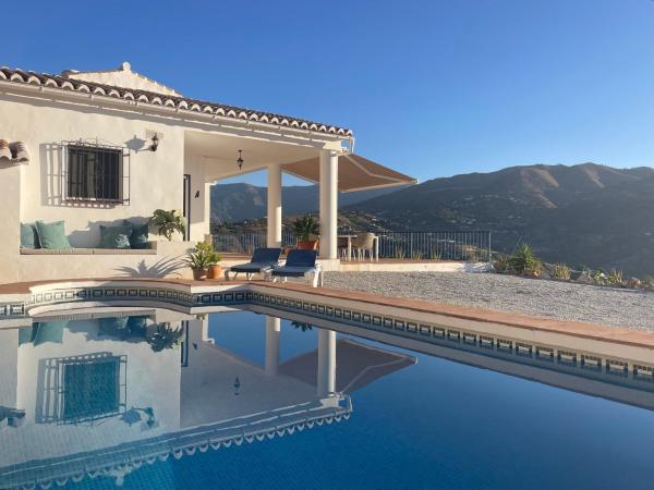 Casa El Boqueron:rust en relaxen met een prachtig uitzicht, Забронировать Дом для отпуска Компета Axarquía
