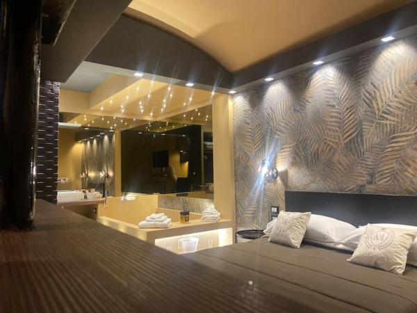 Montesantogroup Suite House nel centro di Napoli, Забронировать Дом для отпуска Коттеджи Неаполя, рядом с Порт Моло-Беверелло, Коттедж