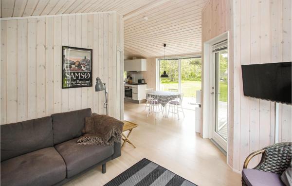 2 Bedroom Pet Friendly Home In Samsø