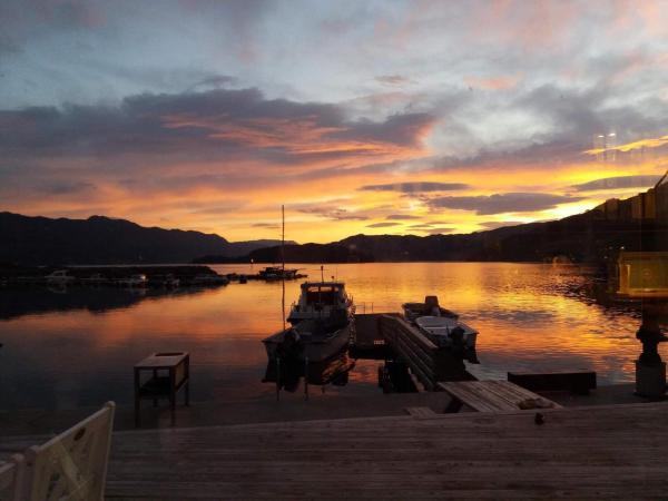 6 person holiday home in Huglo-By Traum, Забронировать Дом для отпуска Nordhuglo Vestland