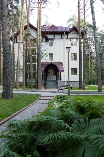 Гостиница бердск. Парк отель былина бердск. Пансионат былина бердск. Санаторий былина новосибирск. Былина банкетный зал новосибирск.