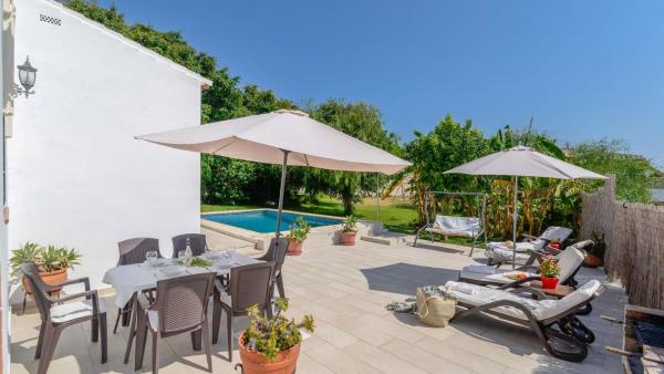 Villa ManuelG Nerja by Ruralidays, Забронировать Дом для отпуска Отели Нерха с парковкой, рядом с Пунта-Лара, Парковка