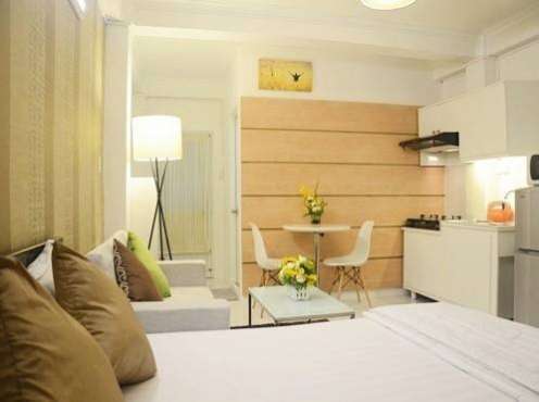 Smiley Apartment 1