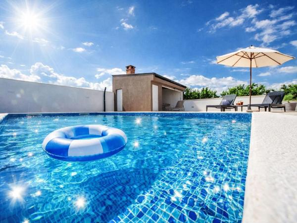 Holiday Home Villa Laura by Interhome