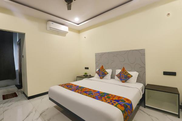 Fabhotel Golden Mist