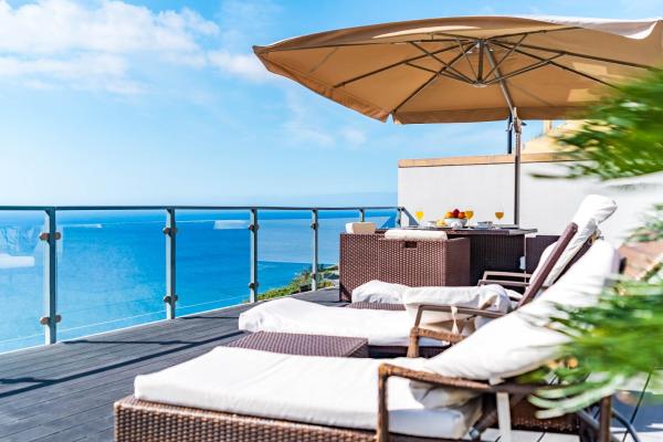 Villa Alex,pool and ocean view, Забронировать  Кальета Архипелаг Мадейра