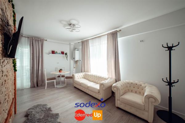 Cozy Palace of Culture Dream Apartments and Studios Iasi, Забронировать  Отели Ясс с парковкой, рядом с Metropolitan Cathedral Iasi, Парковка