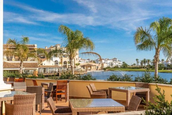 Stunning 2 bedroom townhouse - CE33LT