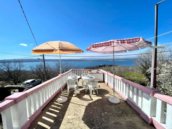 Holiday home Autentic, Забронировать Дом для отпуска Отели Приморско-Горанской жупания с парковкой, Парковка
