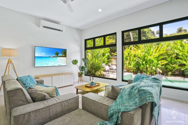 House Heliconia - Luxury Living in Palm Cove
