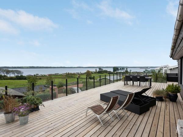 Holiday Home Karli - 330m to the fjord by Interhome
