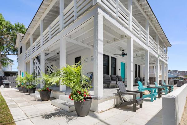 Ebb and Flow Apartment House