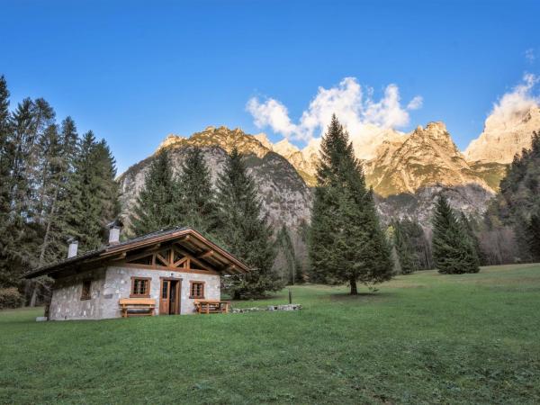 Chalet Baita Valon Alpine Hideaway by Interhome, Забронировать Шале Массимено Мадонна-ди-Кампильо