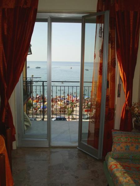 Difrontealmare Apartments
