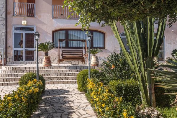 House&Villas - Villa Patrizia - Vittorio Apartment