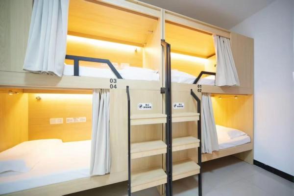 Natural Wake Youth Hostel