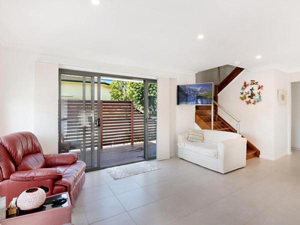 Koonah Townhouse