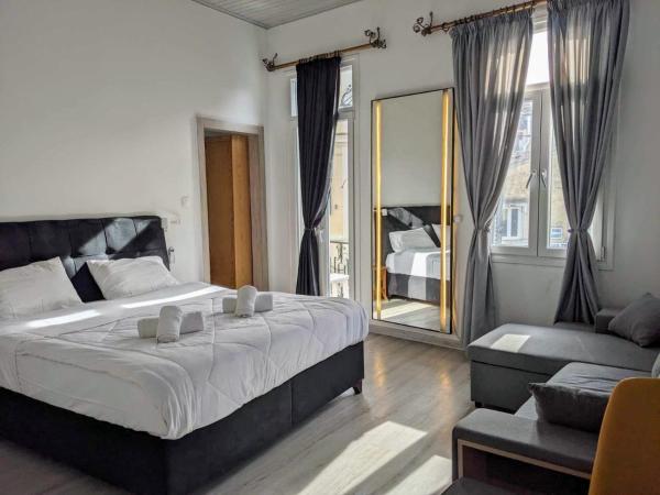 TRAVELLERS CORFU TOWN Luxury Suites, Studios & Apartments, Забронировать  Агиос-Роккос Корфу
