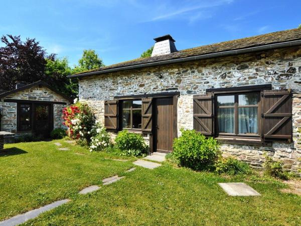 Gite : Le vi colombage de Petites-Tailles, Забронировать Дом для отпуска Отели Люксембурга с парковкой, Парковка